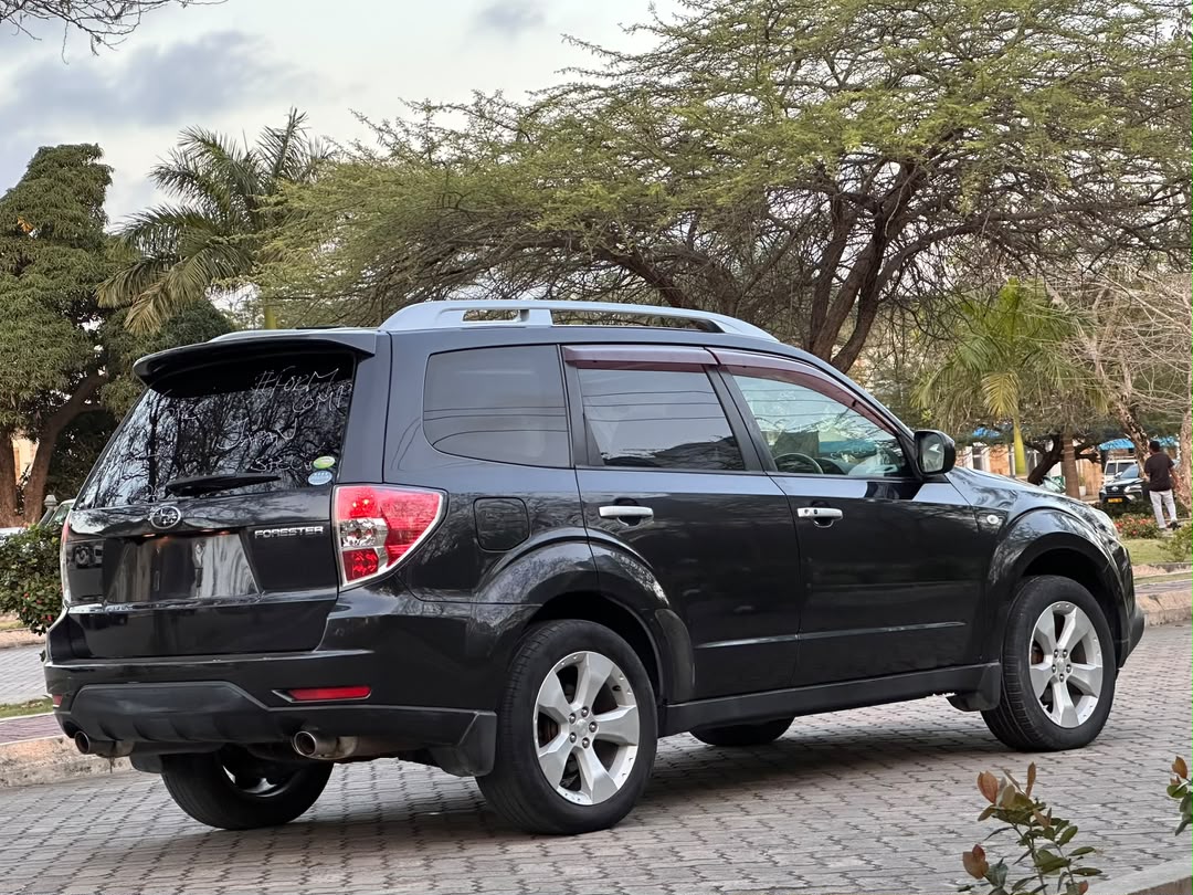 SUBARU FORESTER thumbnail 10